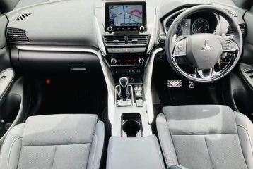 Mitsubishi Eclipse Cross PHEV Hybrid, 2022