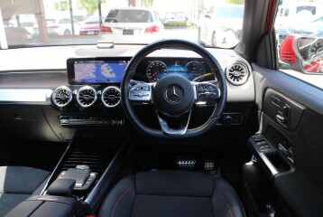 Mercedes EQB 250, 2023