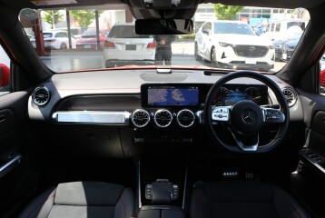Mercedes EQB 250, 2023