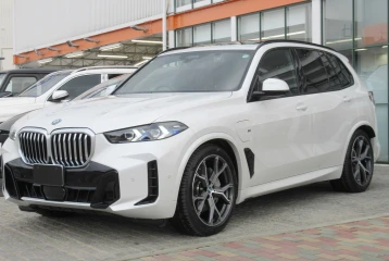 BMW X5 50e M Sport, 2024