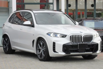 BMW X5 50e M Sport, 2024