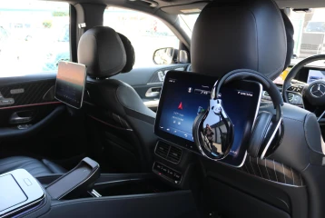 Mercedes GLS-class 600 Maybach, 2024