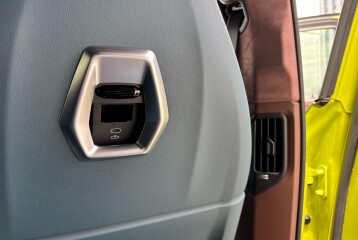 BMW XM Base, 2024, 2024