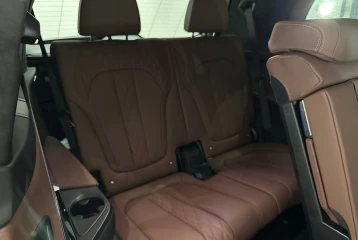 BMW X7 xDrive 40d M Sport, 2025