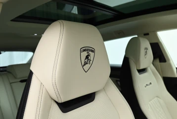 Lamborghini Urus S, 2024