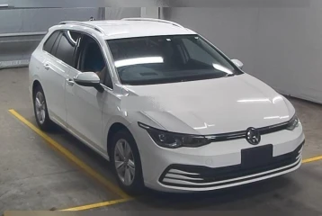 Volkswagen Golf Variant 1.0 eTSI Active, 2022