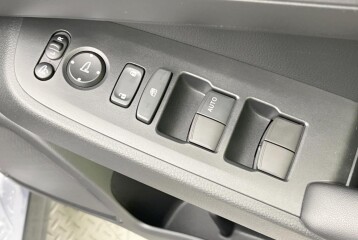 Honda Vezel e:HEV X, 2022, 2022