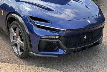 Ferrari Purosangue , 2024