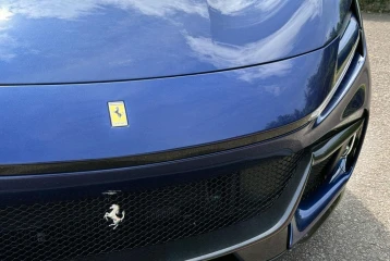 Ferrari Purosangue , 2024