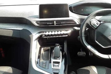Peugeot 3008 GT Hybrid, 2022