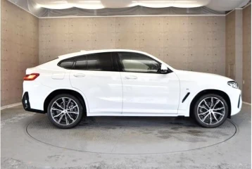 BMW X4 xDrive 20d M Sport, 2022