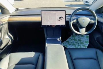 Tesla Model 3 Standard Range Plus, 2021