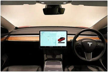 Tesla Model 3 Standard Range Plus, 2021