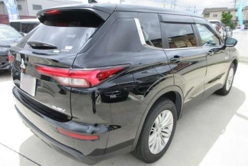 Mitsubishi Outlander PHEV 2.4 (5-Seater), 2023