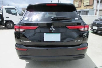 Mitsubishi Outlander PHEV 2.4 (5-Seater), 2023