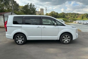 Mitsubishi Delica d:5 , 2022