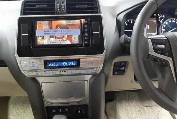 Toyota Land Cruiser Prado TX, 2023