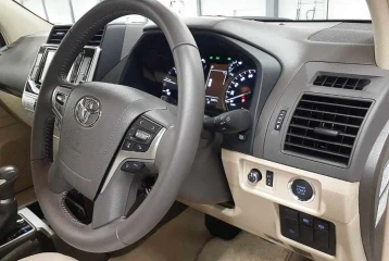 Toyota Land Cruiser Prado TX, 2023