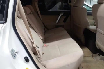 Toyota Land Cruiser Prado TX, 2023