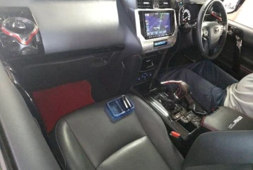 Toyota Land Cruiser Prado TX L Package, 2023