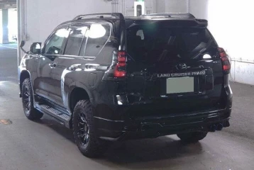 Toyota Land Cruiser Prado TX L Package, 2023