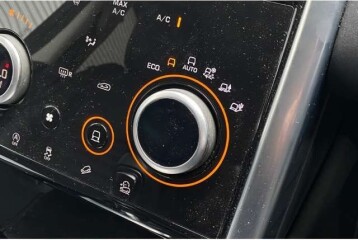Land Rover Discovery Sport S P200 Black Leather (7-Seater), 2022, 2022