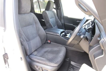 Toyota Land Cruiser 300 AX, 2023