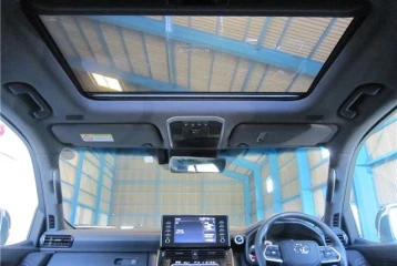 Toyota Land Cruiser 300 AX, 2023