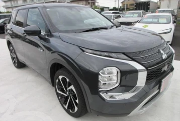 Mitsubishi Outlander PHEV 2.4 (5-Seater), 2024