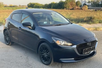 Mazda 2 15S Black Tone Edition, 2022