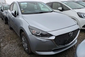 Mazda 2 15S 4WD, 2023