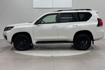 Toyota Land Cruiser Prado TX L Package, 2023