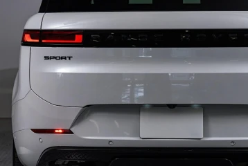 Land Rover Range Rover Sport Dynamic SE P550e, 2025