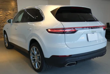 Porsche Cayenne Tiptronic E-Hybrid, 2022