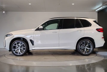 BMW X5 xDrive 40d M Sport, 2024