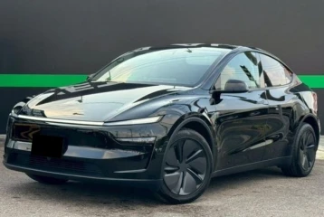 Tesla Model Y 75 kWh Long Range, 2025