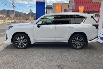 Lexus LX 600 7-seater, 2022