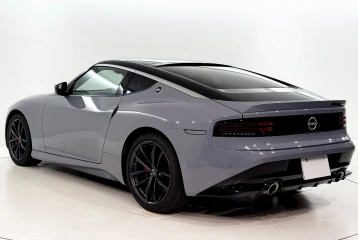 Nissan Fairlady z Version ST, 2024
