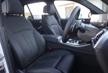 BMW X5 xDrive 40d M Sport, 2025