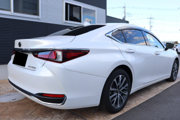 Lexus ES 300h, 2024