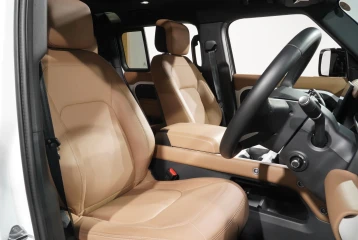 Land Rover Defender D350 X-Dynamic HSE, 2025