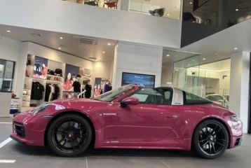Porsche 911 PDK Carrera 4S Targa, 2024