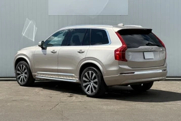 Volvo XC90 Ultra B5, 2024