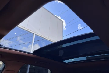 Bentley Bentayga V8, 2022