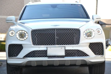 Bentley Bentayga V8, 2022