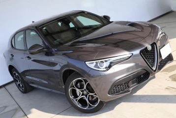 Alfa Romeo Stelvio Q4 Veloce, 2023