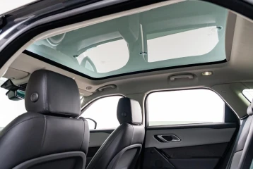 Land Rover Range Rover Velar P400e R-Dynamic SE, 2024