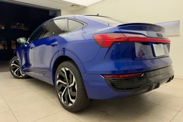 Audi Q8 Sportback e-tron 106 kWh 55 quattro e-tron S line, 2024