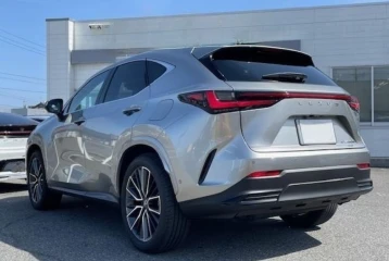 Lexus NX 450h+ Version L, 2025