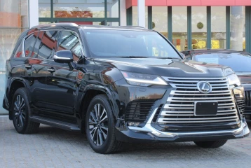 Lexus LX 600 7-seater, 2023
